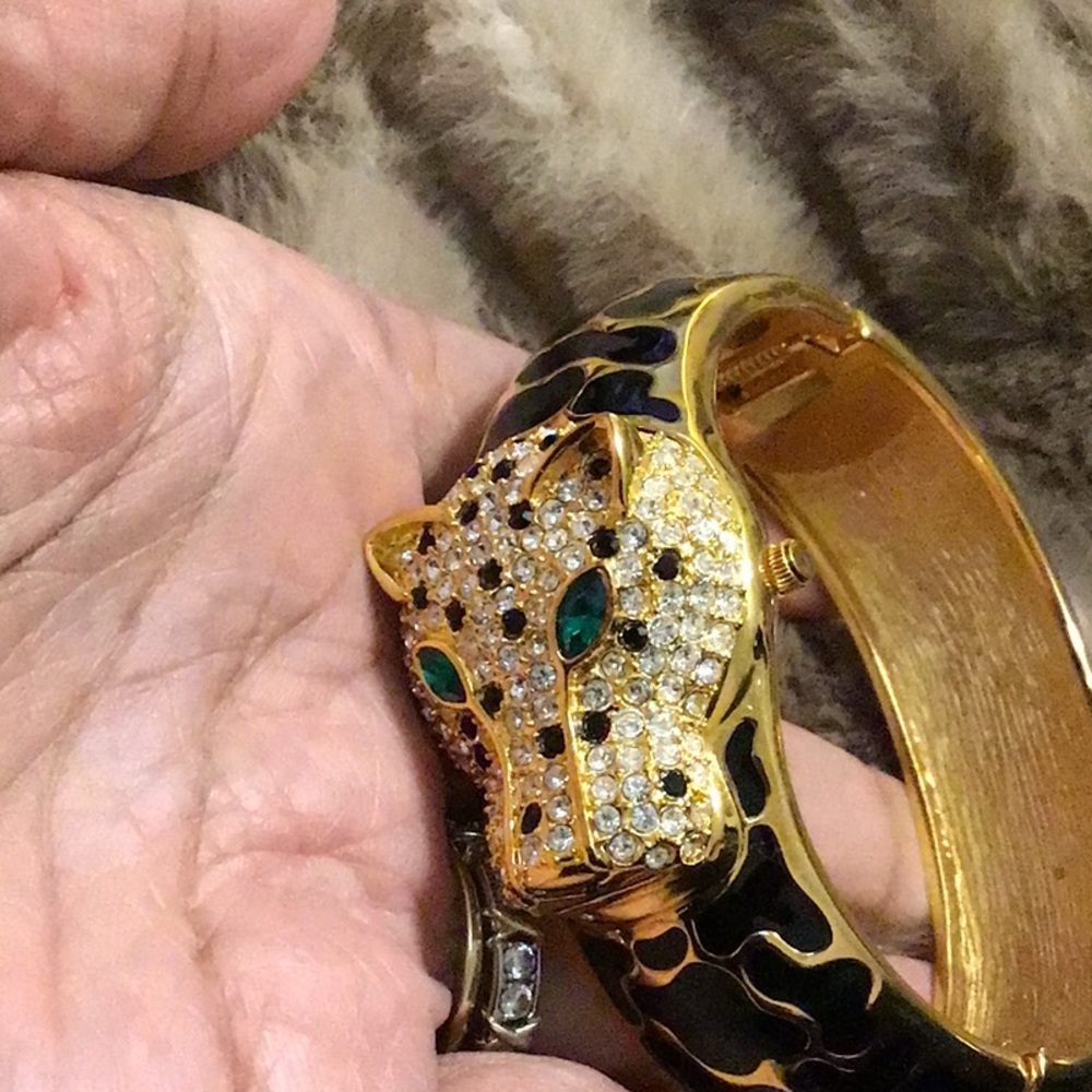 NWT,REAL COLLECTIBLES BY ADRIENNE,JAGUAR CUFF BRACELET WATCH. GORGEOUS, - Picture 7 of 9
